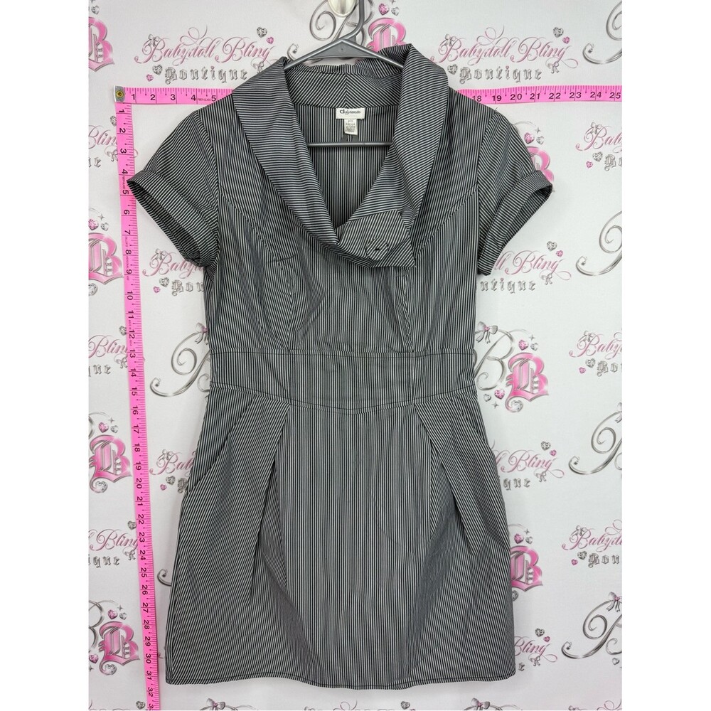 Dynamite dress y2k pin up girl Black & White Pinstripe Short Sleeve Dress